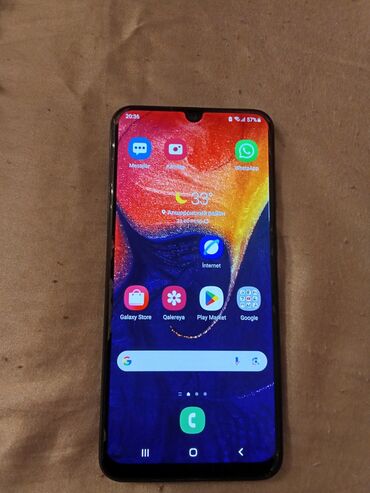 Samsung Galaxy A50, 64 ГБ, цвет - Черный, Сенсорный