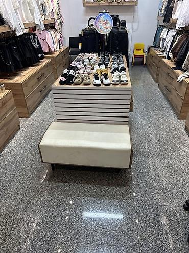 clothe: Мебель комплект сатылат для детских товаров 
Срочно — 1