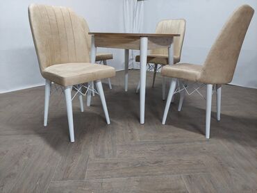 Setovi stolova i stolica: Cena kompleta 285€ 💵💸 🔹Stolica 🔹Boja -Tamno siva 🔹Materijal-metalni — 4