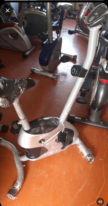 velo trenajor: Velo