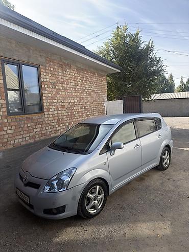 авто салона: Toyota Corolla Verso: 2008 г., Механика, Дизель, Хэтчбэк — 1
