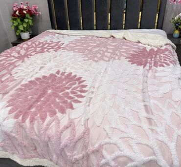 Одеяла и пледы: Плед, Новый, Все сезоны, Двусторонний, Плюшевый — 15