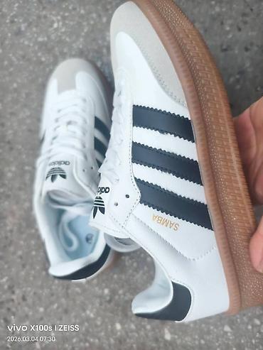 Patike: Campus, Samba
36-41
 Cena 3500 din ✅️
NT❤ — 8