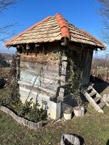 Kuće na prodaju: 5 kv. m, 1 soba — 7