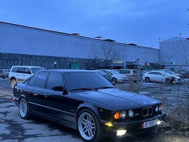 BMW: BMW 5 series: 1988 г., 2.5 л, Механика, Бензин, Седан