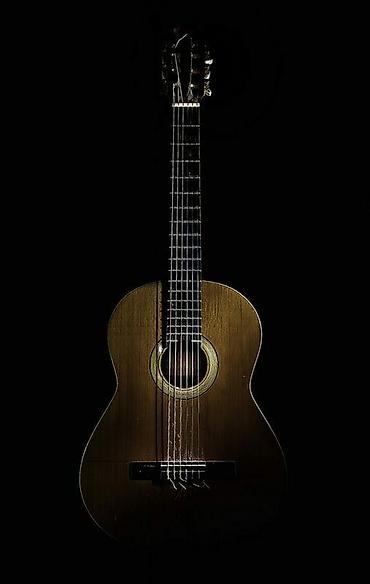 Digər kurslar: 🎸 Gitara Kurslarına Qəbul Davam Edir! Gitara ifa etməyi peşəkar — 14