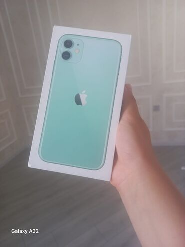 ayfon se: IPhone 11, 128 GB, Yaşıl, Zəmanət, Simsiz şarj, Face ID