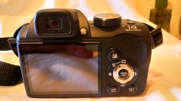 fujifilm fotoaparat: Фотоаппарат на пальчиковых батарейках типа AA. Fuji Finepix S