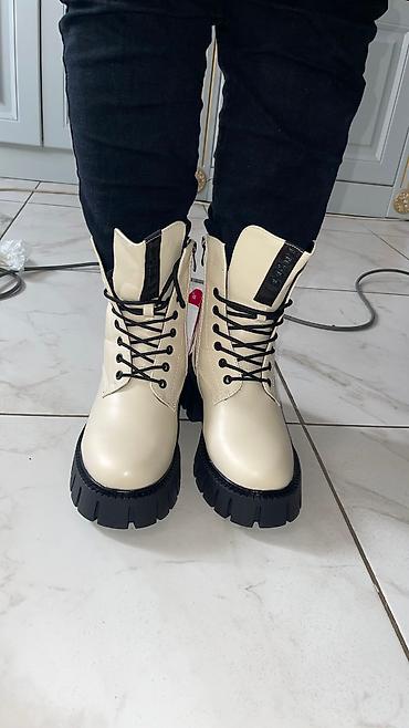 moon boot: Продаю сапоги зимние с мехом внутри, абсолютно новые с коробкой эко — 3