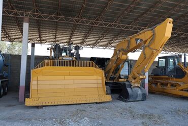ручной каток для асфальта: Бульдозер, Caterpillar, Гусеничный
