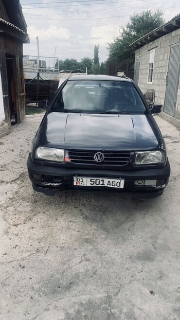 фара на венто: Volkswagen Vento: 1992 г., 1.8 л, Механика, Бензин, Седан