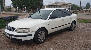 паассат б3: Volkswagen Passat: 1998 г., 1.6 л, Механика, Бензин, Седан