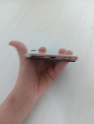 Apple iPhone: IPhone Xs, Б/у, 64 ГБ, Matte Gold, Защитное стекло, Чехол, Коробка, 75 % — 5