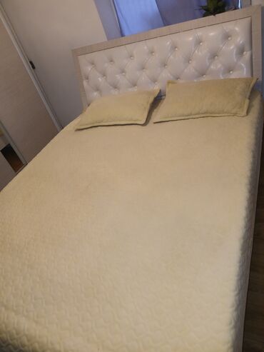 одно спальное диван: Спальный гарнитур, цвет - Белый, Новый