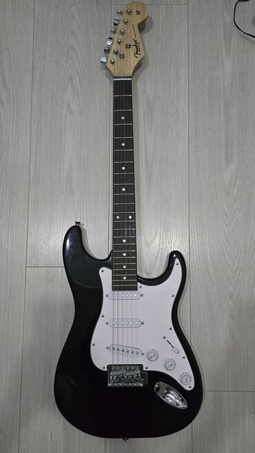 gitara işlənmiş: Электрогитара, Fender, 6 струн, Б/у, Самовывоз