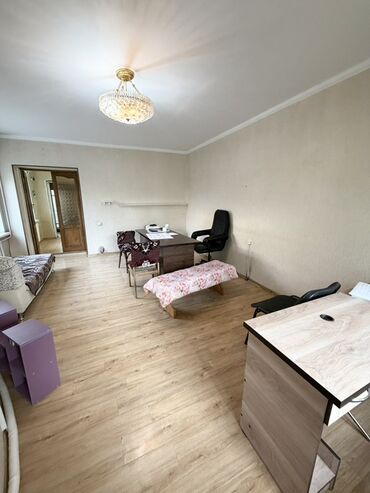 Долгосрочная аренда домов: 200 м², 7 комнат, Видеонаблюдение, Забор, огорожен, Парковка at lalafo.kg — 7 Долгосрочная аренда домов: 200 м², 7 комнат, Видеонаблюдение, Забор, огорожен, Парковка — 7