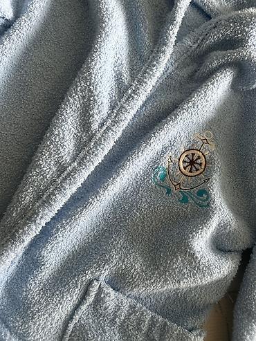 Детская одежда и обувь: Uşaq xalatı – mavi, kapüşonlu, yumşaq frotte parça - Material: qalın — 1