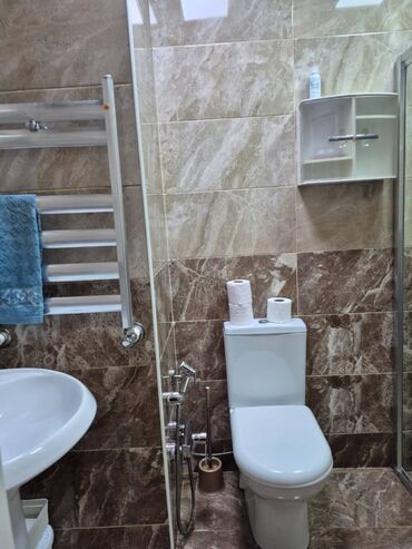 Uzunmüddətli kirayə mənzillər: Qarayev metrosu yanında mənzil kirayə verilir. Mərtəbə 19/12. Ümumi — 2