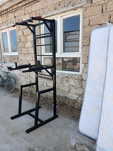 Turniklər və bruslar: Çoxfunksiyalı güc stansiyası – turnik, dips və press üçün komplekt - — 2
