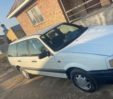 Volkswagen: Volkswagen Passat: 1991 г., 1.8 л, Механика, Бензин, Универсал