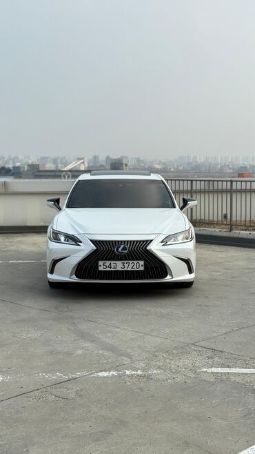 Lexus: Lexus ES: 2020 г., Седан — 17