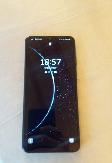 Samsung: Samsung Galaxy A04, 64 GB, rəng - Qara, Düyməli