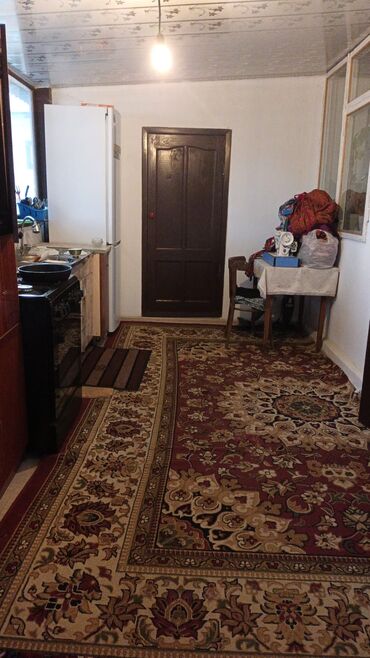 продаю дом село гавриловка сокулук район: Дом, 70 м², 4 комнаты, Собственник, Косметический ремонт