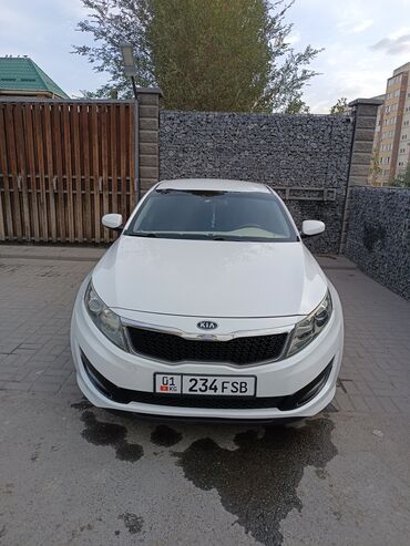 машина кейж: Kia K5: 2010 г., 2 л, Автомат, Газ, Седан