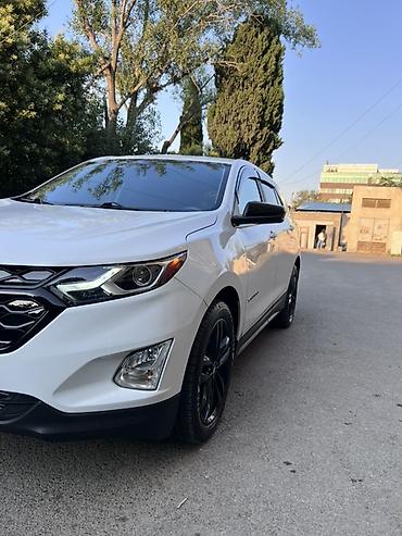 şevralet cobalt: Chevrolet Equinox – ağ rəng 2021 Zolaq tanima guzgunun olu zonasi ozu — 2