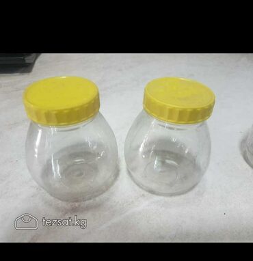 алма бак сатылат: Продаю баночки пластмассовые новые ёмкость 0.300 гр ( для меда