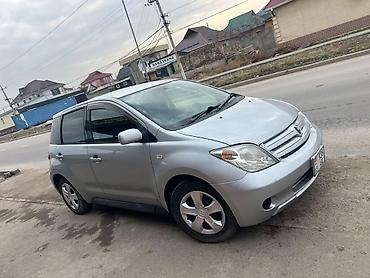range over: Toyota Ist: 2004 г., 1.3 л, Автомат, Бензин, Хэтчбэк — 2