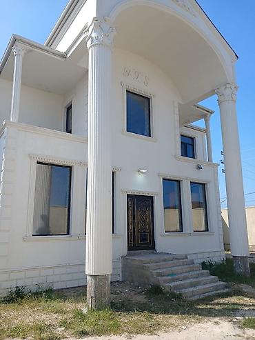 Həyət evləri və villaların satışı: Satılır: həyət evi/villa - İki mərtəbəli, sütunlu fasadlı geniş həyət — 10