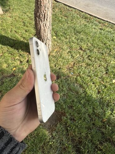 Apple iPhone: IPhone 12, 128 GB, Ağ, Face ID — 8