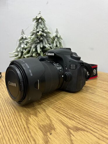 Fotokameralar: Canon 60D DSLR Fotoaparat + 18-135 mm linza ilə– Əla Vəziyyətdə!