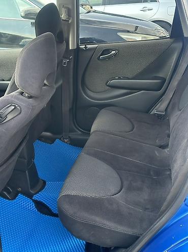 fit shuttle: Honda Fit: 2003 г., 1.5 л, Вариатор, Бензин, Хэтчбэк — 5
