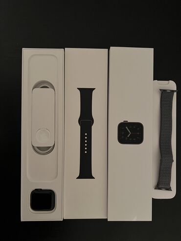 ремешок: Apple watch SE 40mm Space Gray Alu Black Sport Band Часы в отличном