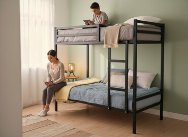 Двухъярусные кровати: Двухъярусная кровать есть в наличии. цвет черный матовый принимаем — 2