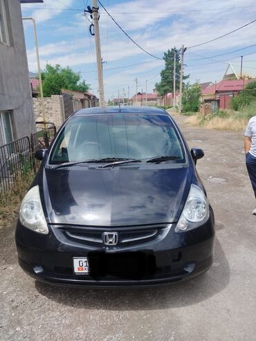 Honda: Honda Fit: 2003 г., 1.3 л, Вариатор, Бензин, Седан