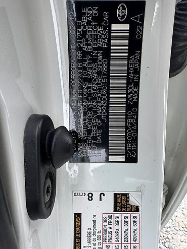 Toyota: Toyota Prius: 2012 г., 1.8 л, Вариатор, Бензин, Хэтчбэк — 9