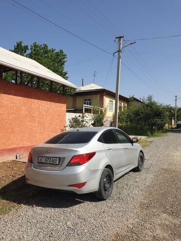 кузов каратыш: Hyundai Solaris: 2014 г., 1.4 л, Механика, Бензин, Хетчбек