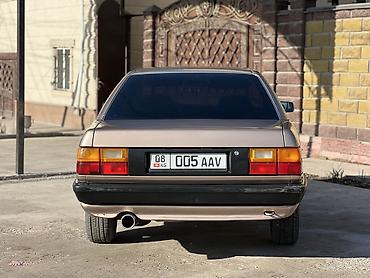 Audi: Audi 100: 1988 г., 1.8 л, Механика — 5