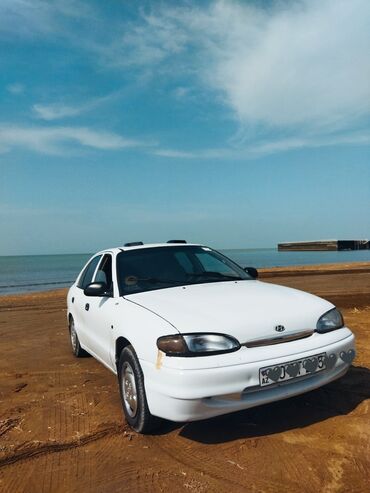 hyundai accent 1995 model: Hyundai Accent: 1.5 l | 1995 il Sedan