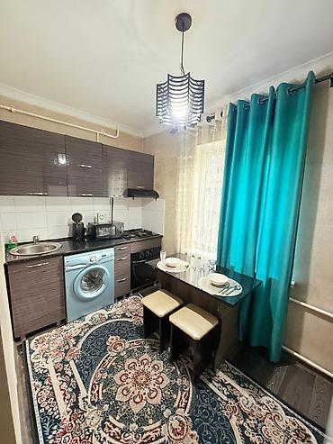 Күндүк ижара: 1 бөлмө, 12-мкр, Душ кабинасы, Жаздык, жууркан-төшөк каптары, Кондиционер — 6
