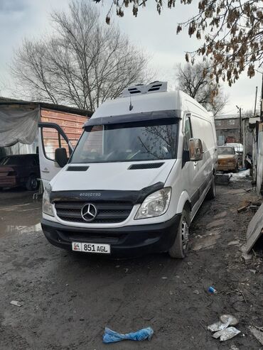 крло на спринтер: Mersedes sprinter 2006 год 
объем 2,7