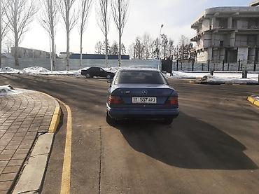 Mercedes-Benz: Mercedes-Benz W124: 1992 г., 2.2 л, Автомат, Бензин, Седан — 14