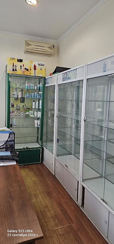 Срочно продаю б/ у витрины.
цена договорная