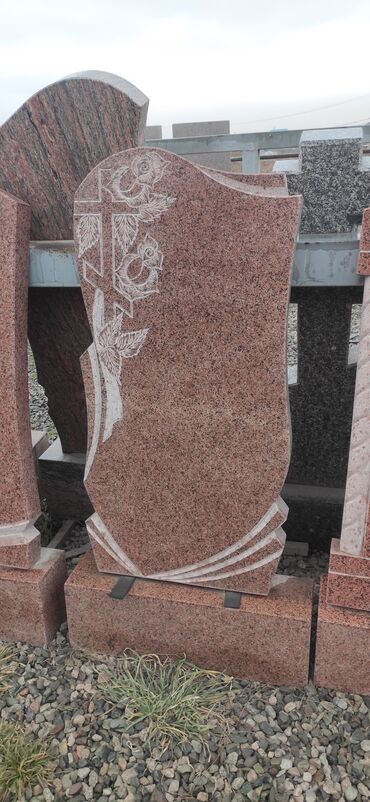 Ритуальные услуги: Изготовление памятников, Изготовление оградок | Гранит, Габбро | Установка — 18