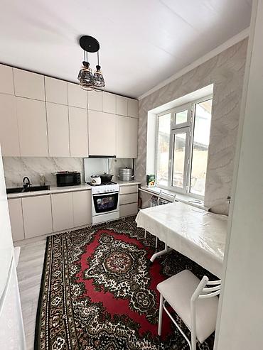 кызыл аскер дом продается: 4 комнаты, 87 м², 6 соток, Бишкек, Кызыл Аскер Риэлтор — 4