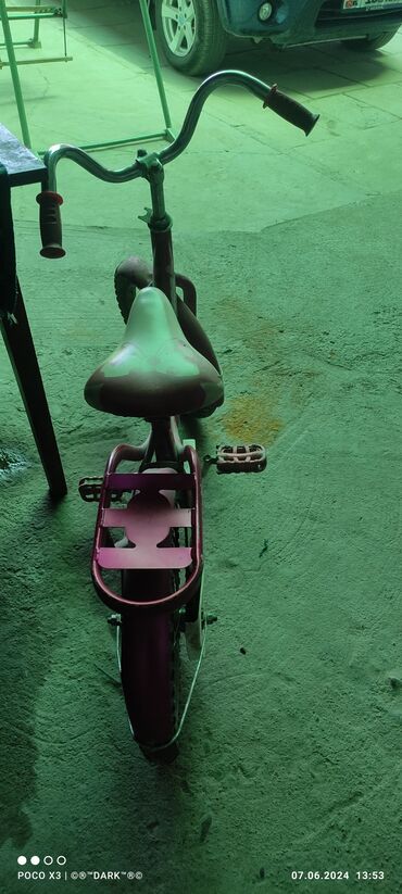Велосипеды: Продам велосипед детский для девочек состояние 9/10 всё в порядке шины