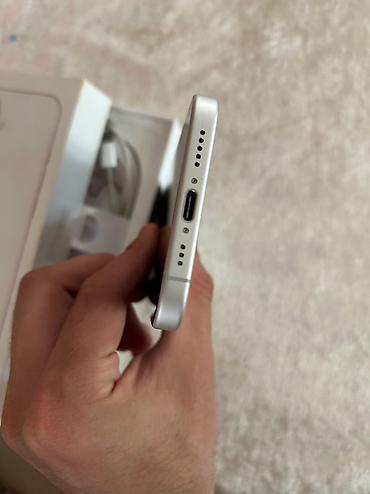 prodat iphone: IPhone 16, 128 GB, White Titanium, Barmaq izi, Simsiz şarj, Face ID — 6